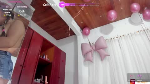 thifany online show from 05-05-26, 02:47
