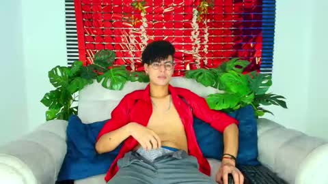 Thiago Saenzz online show from 02-25-26, 04:27