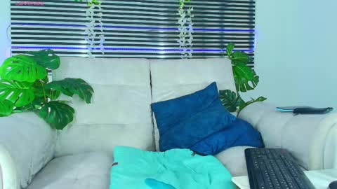 Snapshot of thiiagosaeenz chatting on 04-24-26, 05:37 Thiago Saenzz online show from 04-24-26, 05:37
