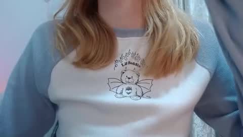 Snapshot of thin33 chatting on 02-20-26, 06:26 sara online show from 02-20-26, 06:26