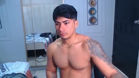 MICHAEL AND CRISS online show from 01-17-26, 01:38