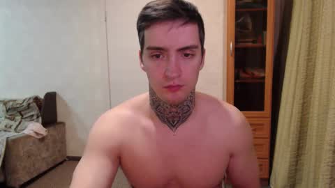 Snapshot of this_is_andy chatting on 11-08-25, 07:01 Andy online show from 11-08-25, 07:01