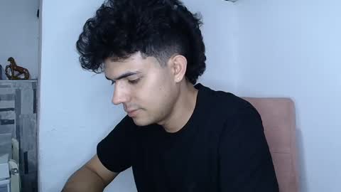 Snapshot of thisisnik chatting on 03-01-25, 11:58 thisisnik online show from 03-01-25, 11:58