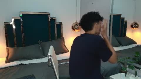 Snapshot of thom_amees chatting on 08-05-26, 12:41 thom_amees online show from 08-05-26, 12:41