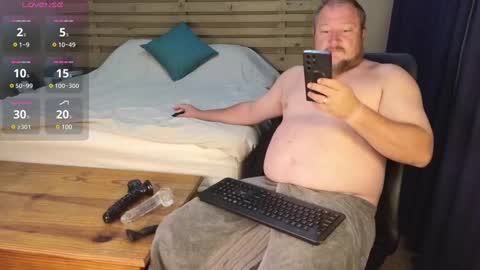 Snapshot of thom_ryder chatting on 03-01-25, 10:31 thom_ryder online show from 03-01-25, 10:31