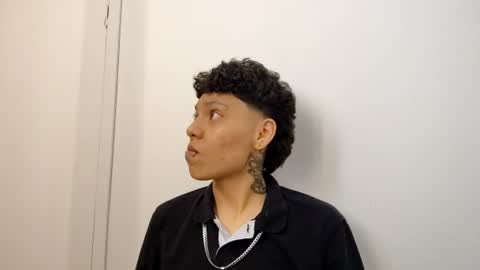 thomas27f online show from 11-08-25, 03:39