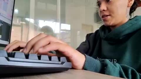 thomas27f online show from 11-24-25, 06:51