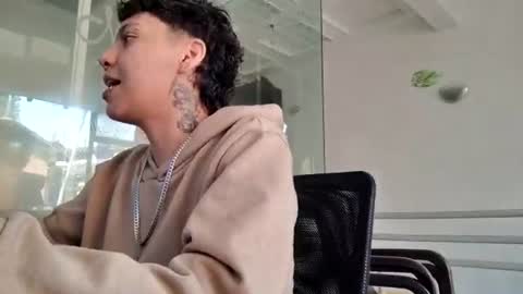 thomas27f online show from 11-30-25, 12:42