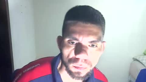 Snapshot of thomas2wood chatting on 05-28-26, 02:53 Thomas2Wood online show from 05-28-26, 02:53