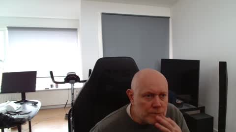 thomas315627 online show from 03-25-26, 11:49