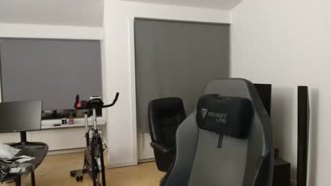 thomas315627 online show from 03-28-26, 10:42