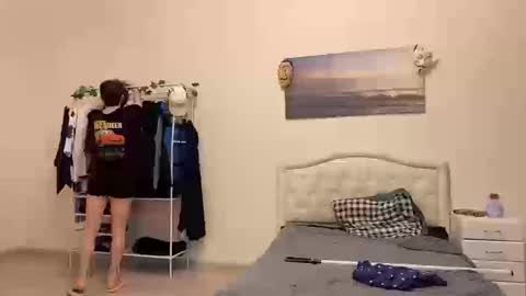 Snapshot of thomas617826 chatting on 10-16-25, 02:51 Thomas Hill online show from 10-16-25, 02:51