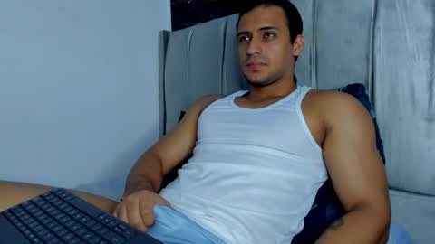 Snapshot of thomas777__ chatting on 05-23-26, 01:26 Thomas online show from 05-23-26, 01:26