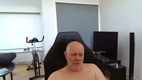 thomas806035 online show from 06-25-26, 09:36