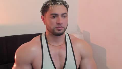 Thomas Brandon online show from 04-05-26, 01:58