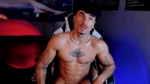 Snapshot of thomas_fit1 chatting on 04-29-26, 05:30 Thomas 3 JUST STAY AND BE MY LAST LOVE online show from 04-29-26, 05:30