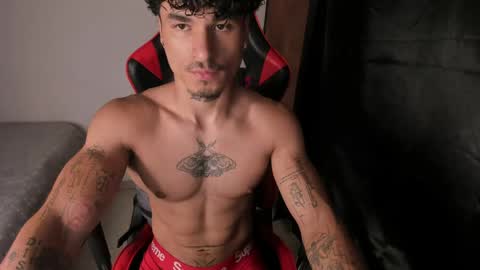 Snapshot of thomas_fit1 chatting on 05-30-26, 10:18 Thomas 3 JUST STAY AND BE MY LAST LOVE online show from 05-30-26, 10:18