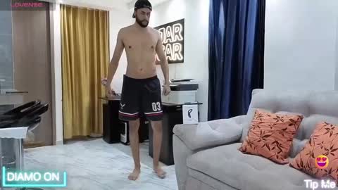 Thomas online show from 09-24-25, 07:39