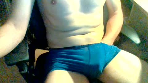 Snapshot of thomas_xt chatting on 07-18-26, 08:23 thomas_xt online show from 07-18-26, 08:23