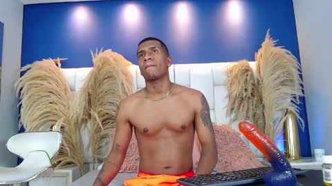 Thomas... online show from 02-09-25, 07:41