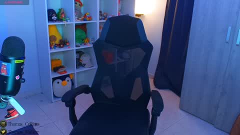 Snapshot of thomascollins__ chatting on 01-25-25, 08:00 Thomas online show from 01-25-25, 08:00