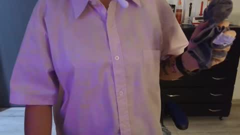 Snapshot of thomascooper_cams chatting on 01-12-25, 04:10 VALERIA online show from 01-12-25, 04:10