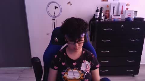 Snapshot of thomascooper_cams chatting on 01-14-25, 07:32 VALERIA online show from 01-14-25, 07:32