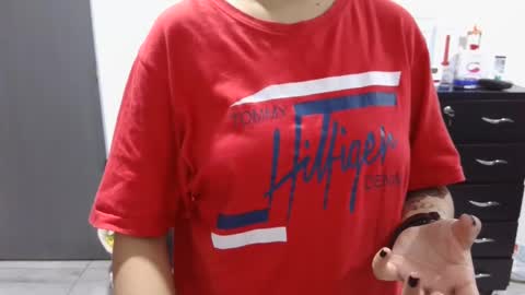 Snapshot of thomascooper_cams chatting on 01-20-25, 07:25 VALERIA online show from 01-20-25, 07:25