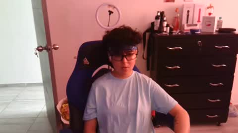 Snapshot of thomascooper_cams chatting on 01-22-25, 08:06 VALERIA online show from 01-22-25, 08:06