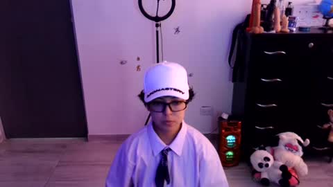 Snapshot of thomascooper_cams chatting on 07-01-26, 09:25 VALERIA online show from 07-01-26, 09:25