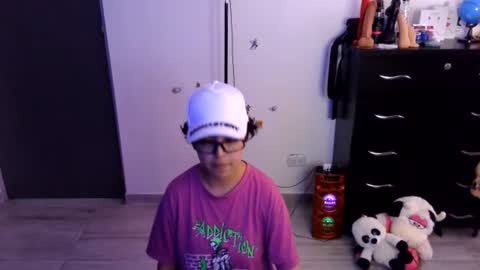 Snapshot of thomascooper_cams chatting on 07-14-26, 09:31 VALERIA online show from 07-14-26, 09:31