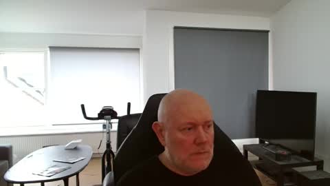 Snapshot of thomash32 chatting on 10-14-25, 07:31 thomash32 online show from 10-14-25, 07:31