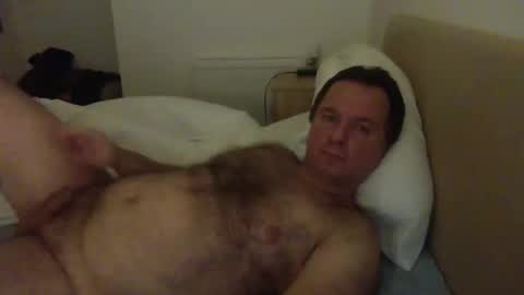 Snapshot of thomaspol chatting on 02-03-26, 12:09 Tom online show from 02-03-26, 12:09