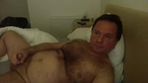 Snapshot of thomaspol chatting on 04-01-26, 11:02 Tom online show from 04-01-26, 11:02