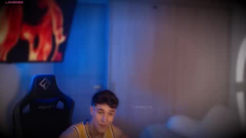 Thom Klein online show from 12-19-25, 07:43