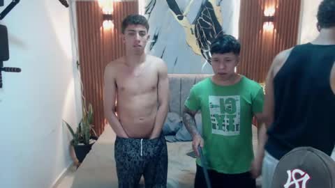 thomson_hot01 online show from 05-06-26, 05:46