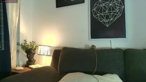 thomylov online show from 06-06-26, 01:11