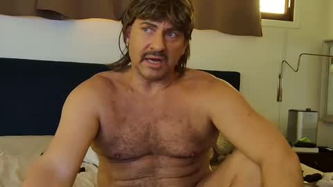 Snapshot of thongmuscle chatting on 09-16-25, 09:05 ThongMuscle online show from 09-16-25, 09:05