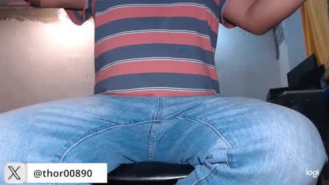 thor0200 online show from 11-25-25, 03:28