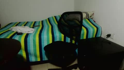 Snapshot of threesadtigers chatting on 12-17-24, 10:43 threesadtigers online show from 12-17-24, 10:43