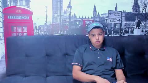 Snapshot of threesome_sexy chatting on 12-03-24, 11:01 BRITHANY BRYAN ALEX online show from 12-03-24, 11:01