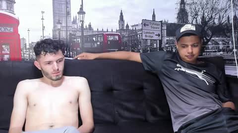 Snapshot of threesome_sexy chatting on 01-02-25, 10:05 BRITHANY BRYAN ALEX online show from 01-02-25, 10:05