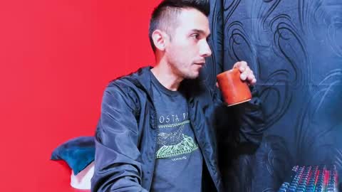 Snapshot of threesome_sexy chatting on 02-13-25, 10:02 BRITHANY BRYAN ALEX online show from 02-13-25, 10:02