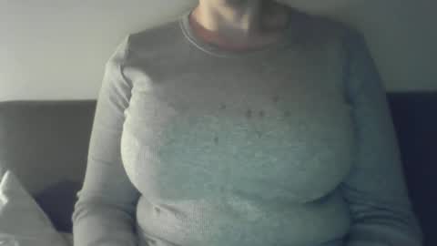 Snapshot of thrillho89 chatting on 06-14-26, 11:34 thrillho89 online show from 06-14-26, 11:34