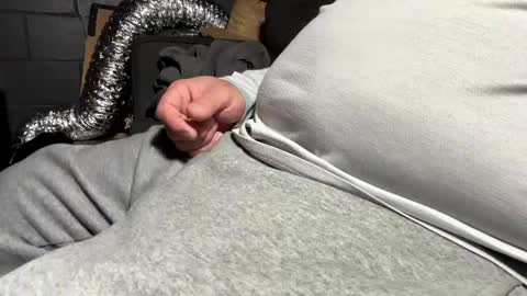 throattheballs online show from 12-27-24, 05:20