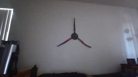 Snapshot of throw11 chatting on 01-01-25, 10:46 Throw11 online show from 01-01-25, 10:46