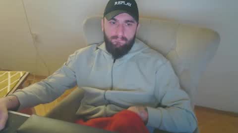 Snapshot of thug__ chatting on 12-23-24, 03:07 HugeJuicy online show from 12-23-24, 03:07