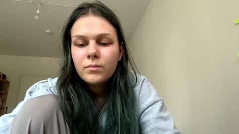 Snapshot of thunderclapf chatting on 08-09-26, 03:28 thunderclapf online show from 08-09-26, 03:28