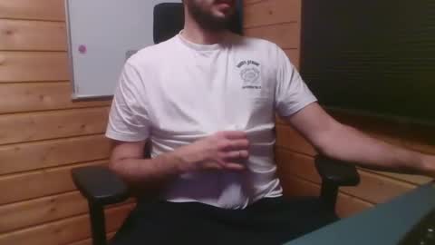 Snapshot of thx_4some_sharing chatting on 02-02-25, 10:49 toobigcockforonegirl online show from 02-02-25, 10:49