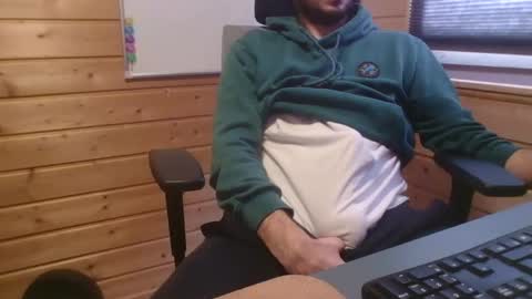 Snapshot of thx_4some_sharing chatting on 02-06-25, 10:37 toobigcockforonegirl online show from 02-06-25, 10:37